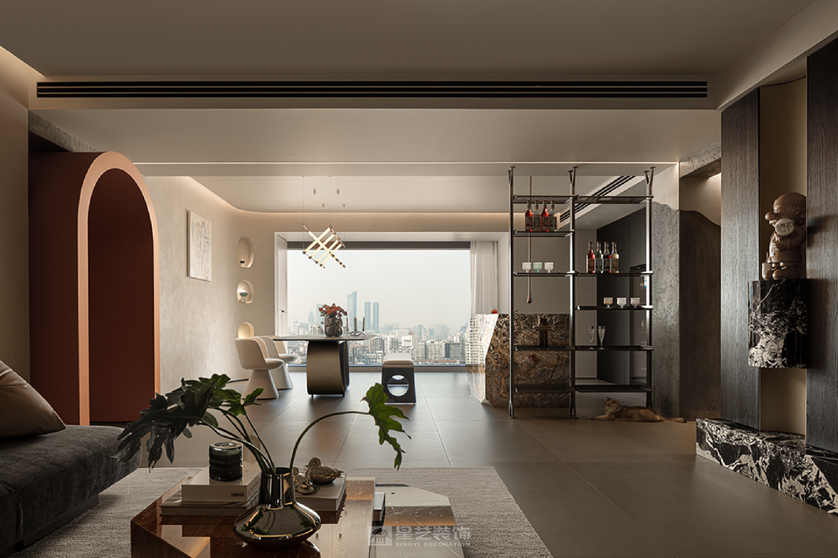 引光為墨繪寫自由生長的靈魂場域